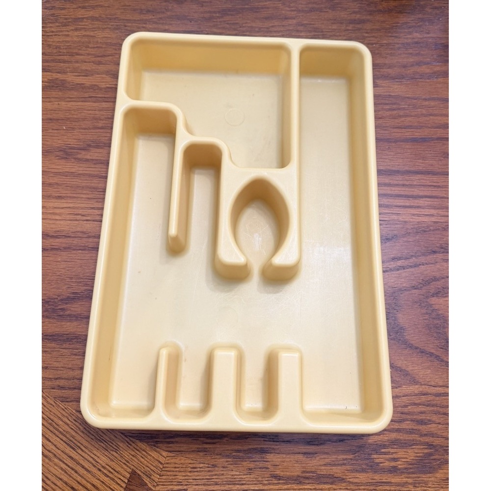 Vintage Rubbermaid Silverware Organizer‎ 2921-3 Harvest Gold Drawer Tray 13 X 9